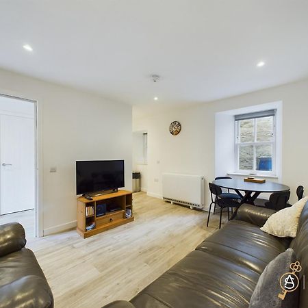Modern Commercial Street Maisonette Lerwick Exteriör bild