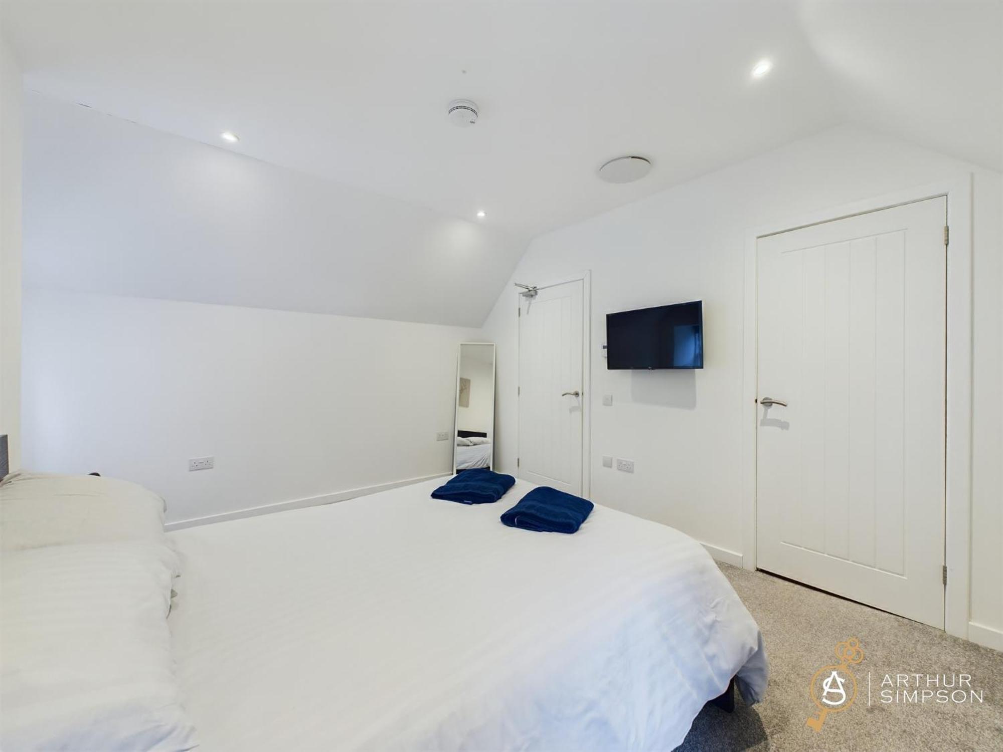 Modern Commercial Street Maisonette Lerwick Exteriör bild